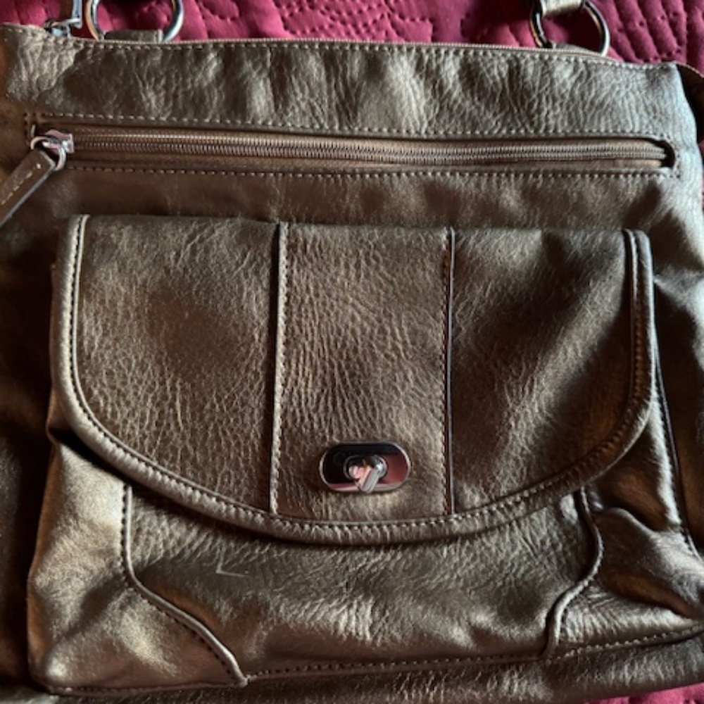 Mondani New York , leather golden purse , purple interior ,body purse excellent